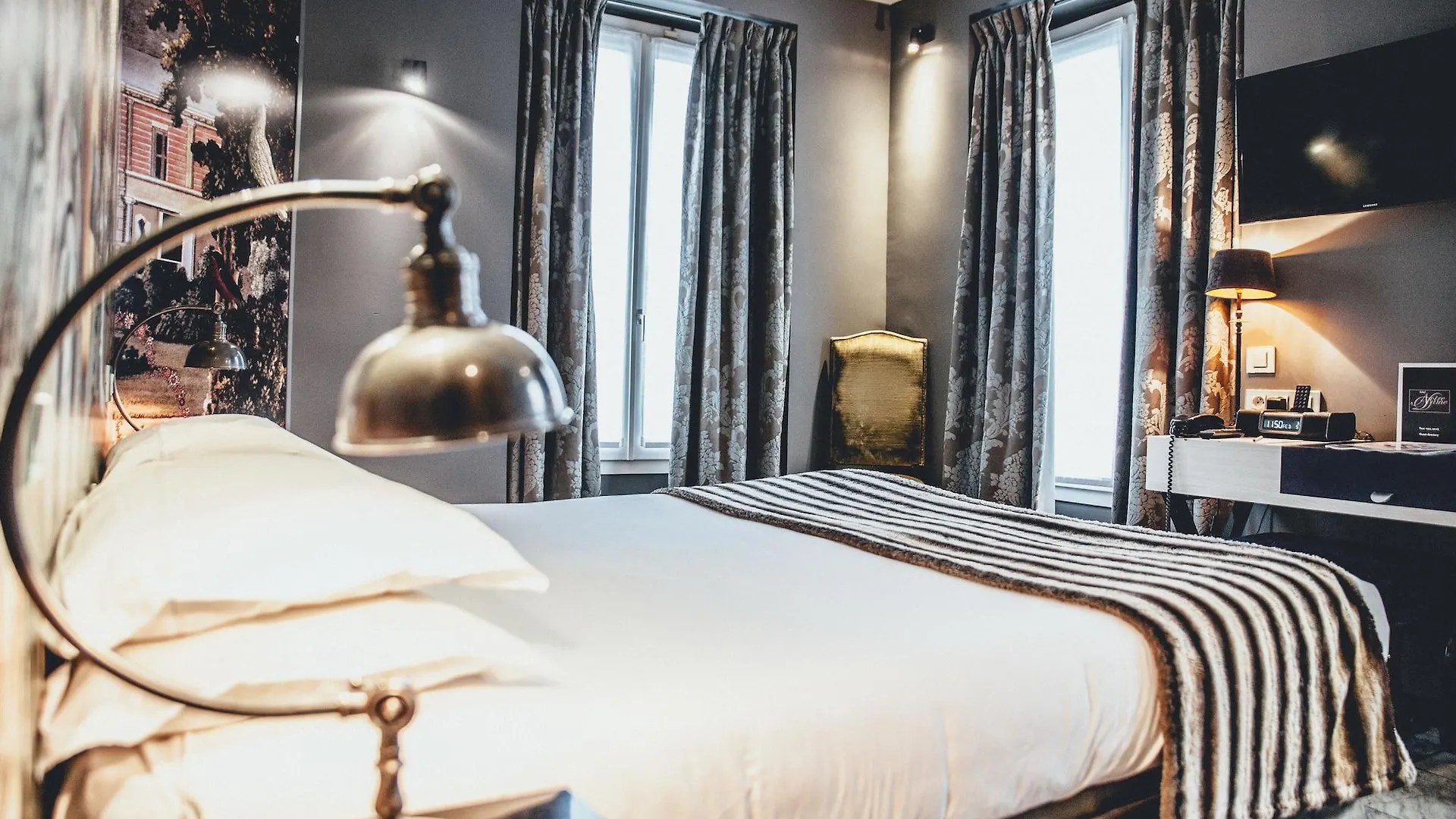 Le Notre Dame Saint Michel Hotel