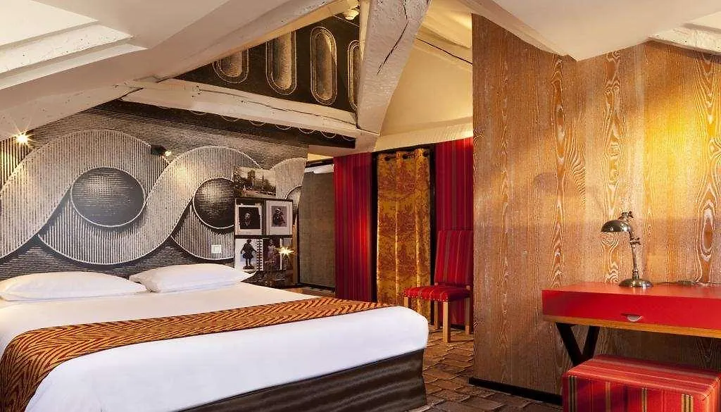 Le Notre Dame Saint Michel Hotel Paryż